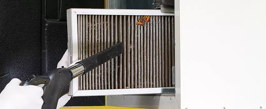 Clogged Air Duct Cleaning Process in Richmond West, FL