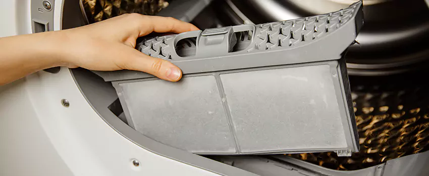 Signs Of A Clogged Dryer Lint Trap in Richmond West, Florida